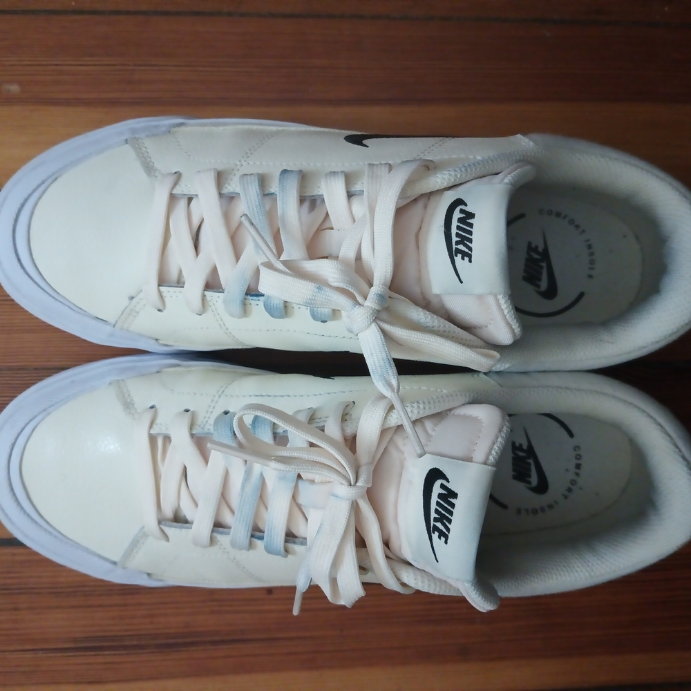 Nike Cream Sneakers